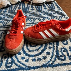 ADIDAS SNEAKERS